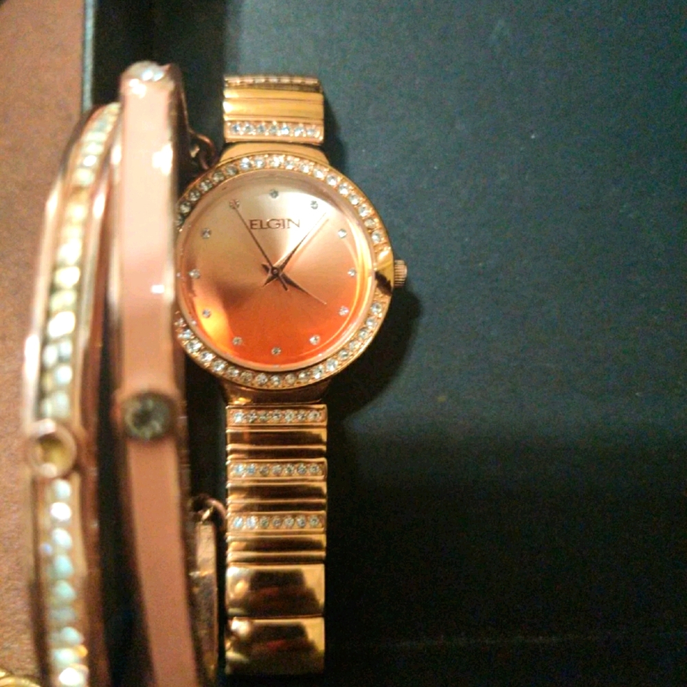 Rose gold elgin watch